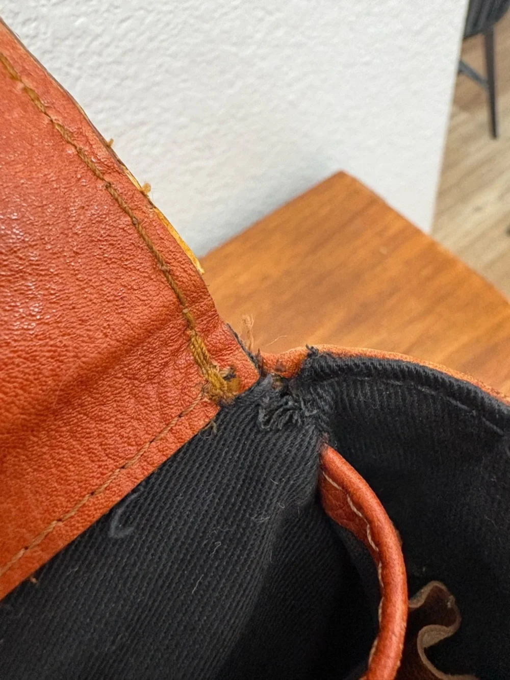 JP Ourse & Cie Vintage Chestnut Leather Laptop Bag Messenger Style Briefcase